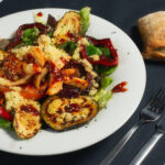 Ensalada de pollo marinado